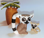 Toys: Lemur catta mother & baby with baob...