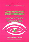 Front Cover: Course de Malgache Pour Les Etrange...