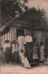 Front: 41. Madagascar: Groupe de Femmes Ma...
