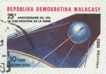 Front: Sputnik 1: 10-Franc (2-Ariary) Post...