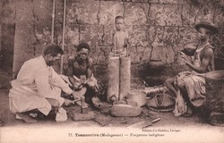 78. Tananarive (Madagascar): Forgerons indignes