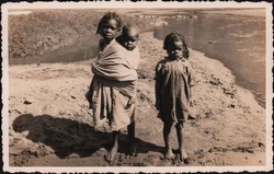 Three young Malagasy girls