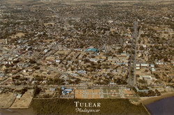 Tulear, Madagascar: Vue aérienne d'une partie de la ville