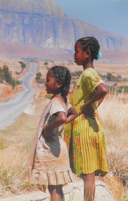 Girls on RN7 at Mahasoa: Bonnet d'Évêque in the background