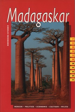 Madagaskar: Mensen, Politiek, Economie, Cultuur, Milieu