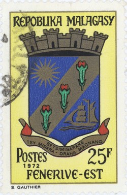 Fenoarivo Atsinanana Coat-of-Arms: 25-Franc Postage Stamp