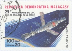 Salyut 4 & Soyuz: 100-Franc (20-Ariary) Postage Stamp