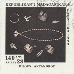Antandroy Jewelery: 140-Franc (28-Ariary) Postage Stamp