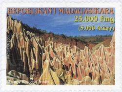 Tsingy Rouge, Irodo: 25,000-Franc (5,000-Ariary) Postage Stamp